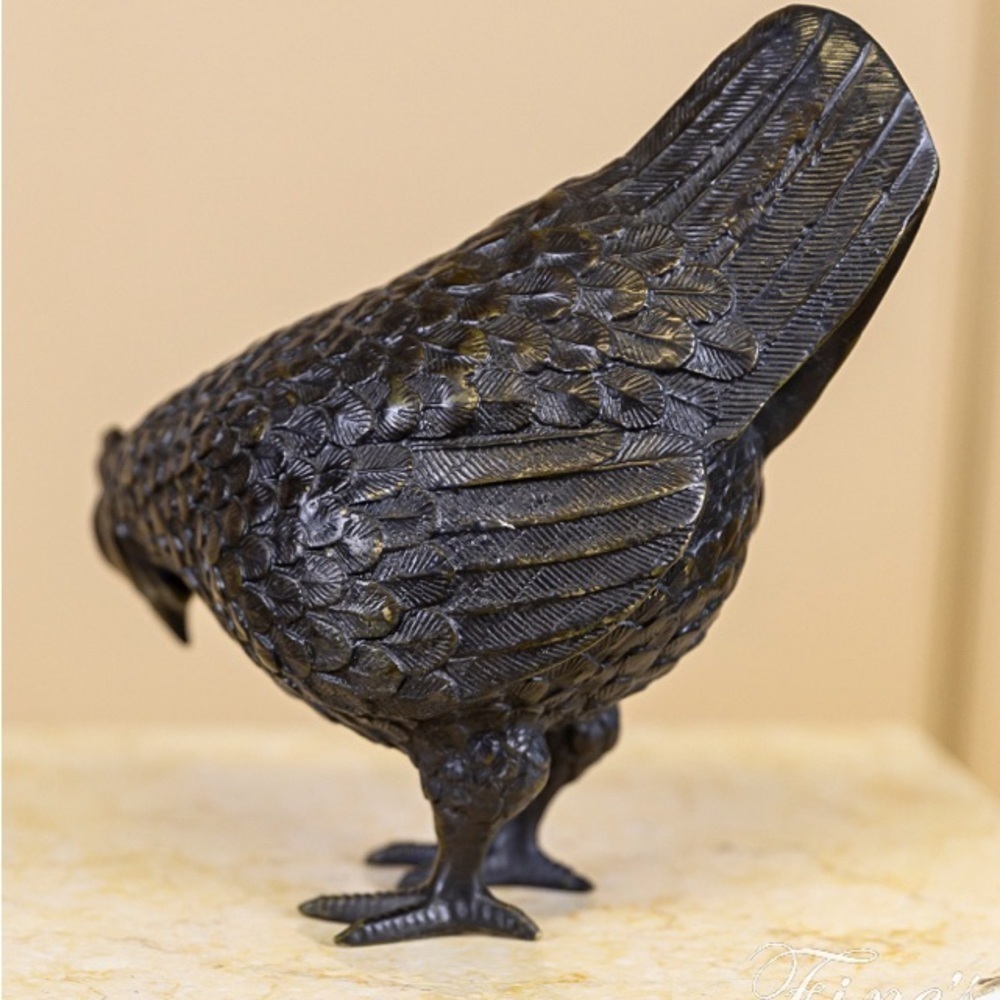 Bronze Chicken - Picture 3 of 4